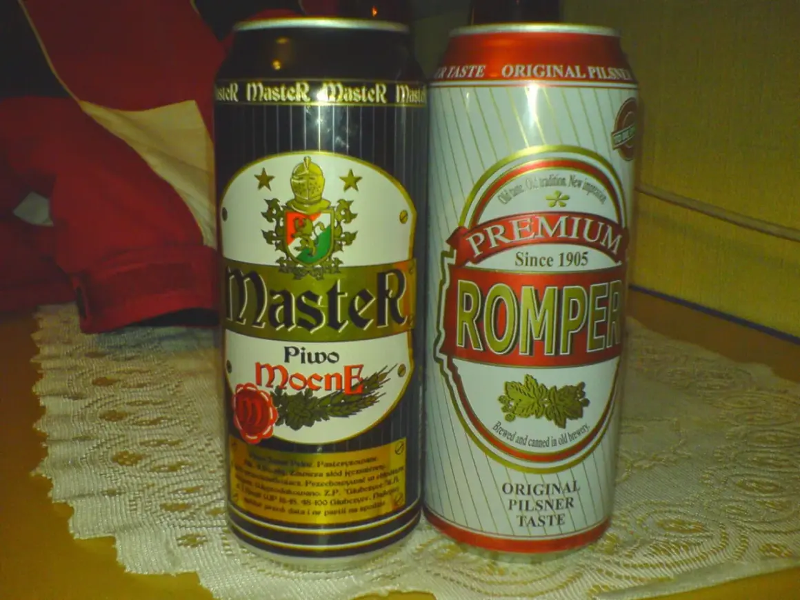 Dwie puszki piwa: "Master" i "Romper".