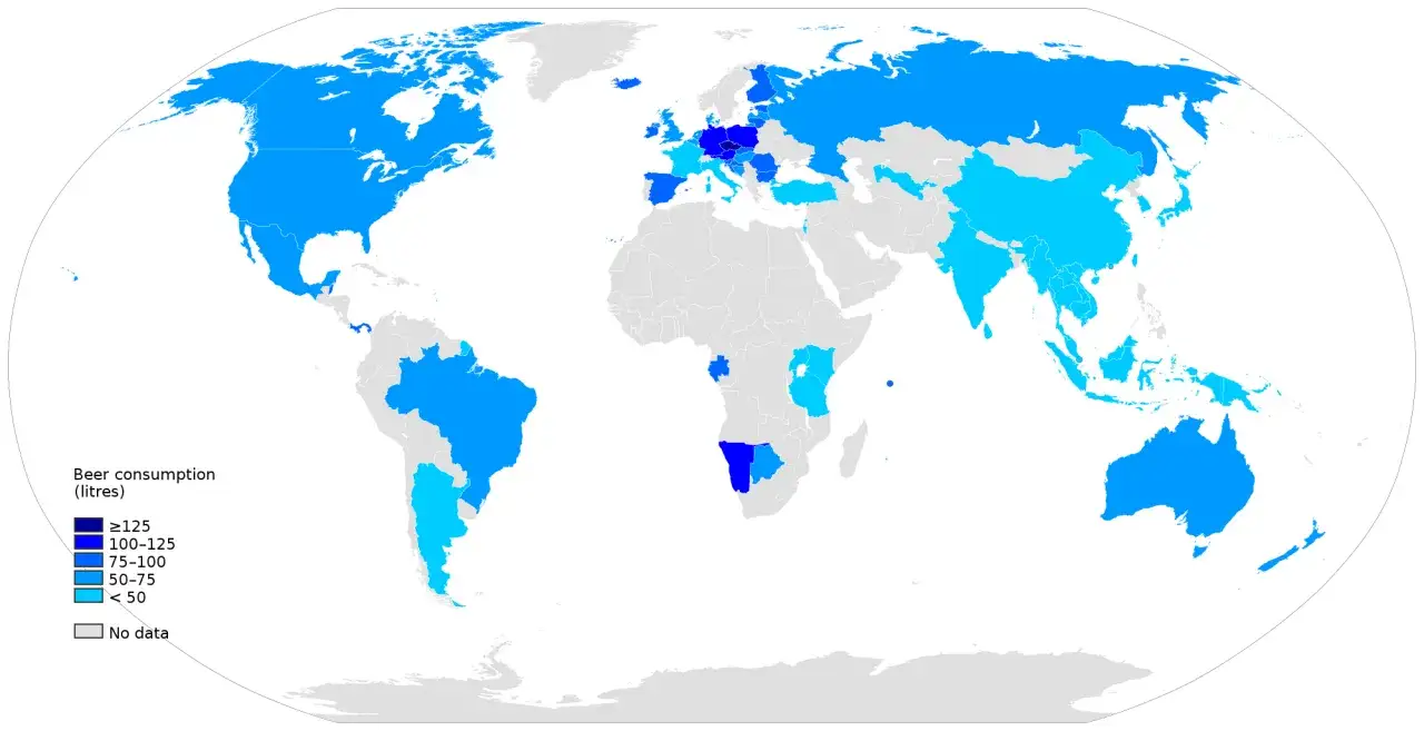 Mapa świata pokazująca spożycie piwa na świecie. Najwięcej piją kraje Europy Środkowej i Południowej.